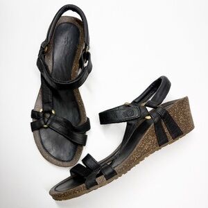 Teva Ventura Cork Wedge Leather Strap Sandals